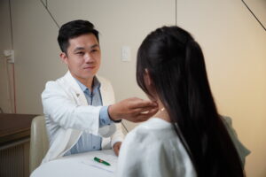 Bác sĩ CKI Phạm Ngọc Tiến – Chuyên Khoa PTTH Thẩm Mỹ. Hơn 10 năm kinh nghiệm trong ngành PTTM